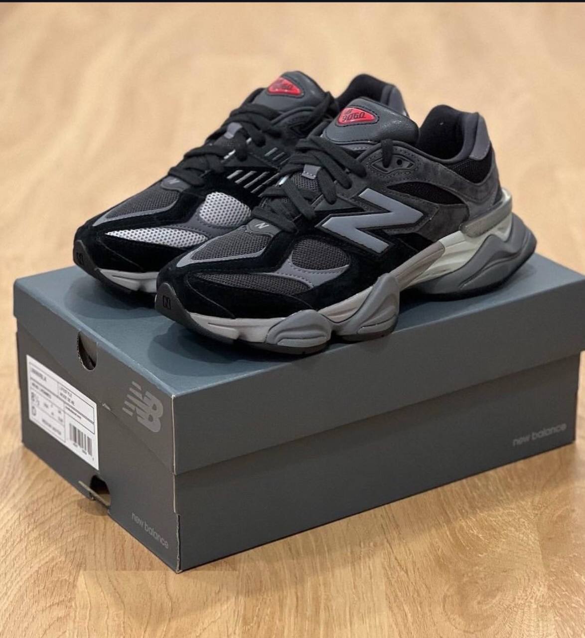 نیو بالانس ۲۰۰۲ رومی کد