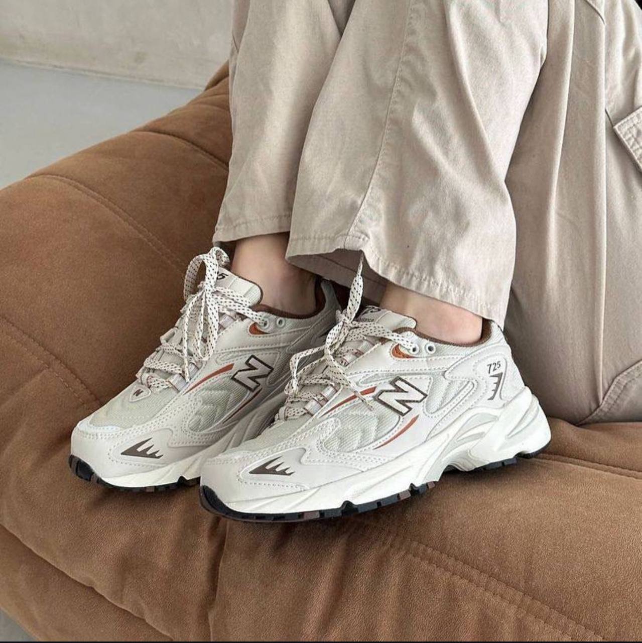 نیو بالانس 725 کد