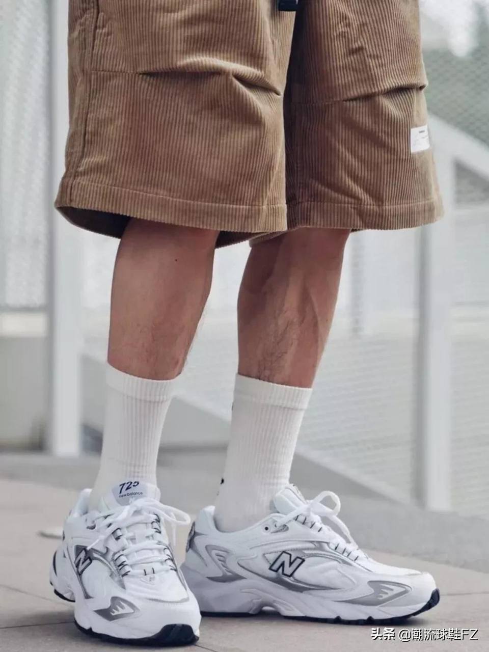 نیو بالانس 725 کد