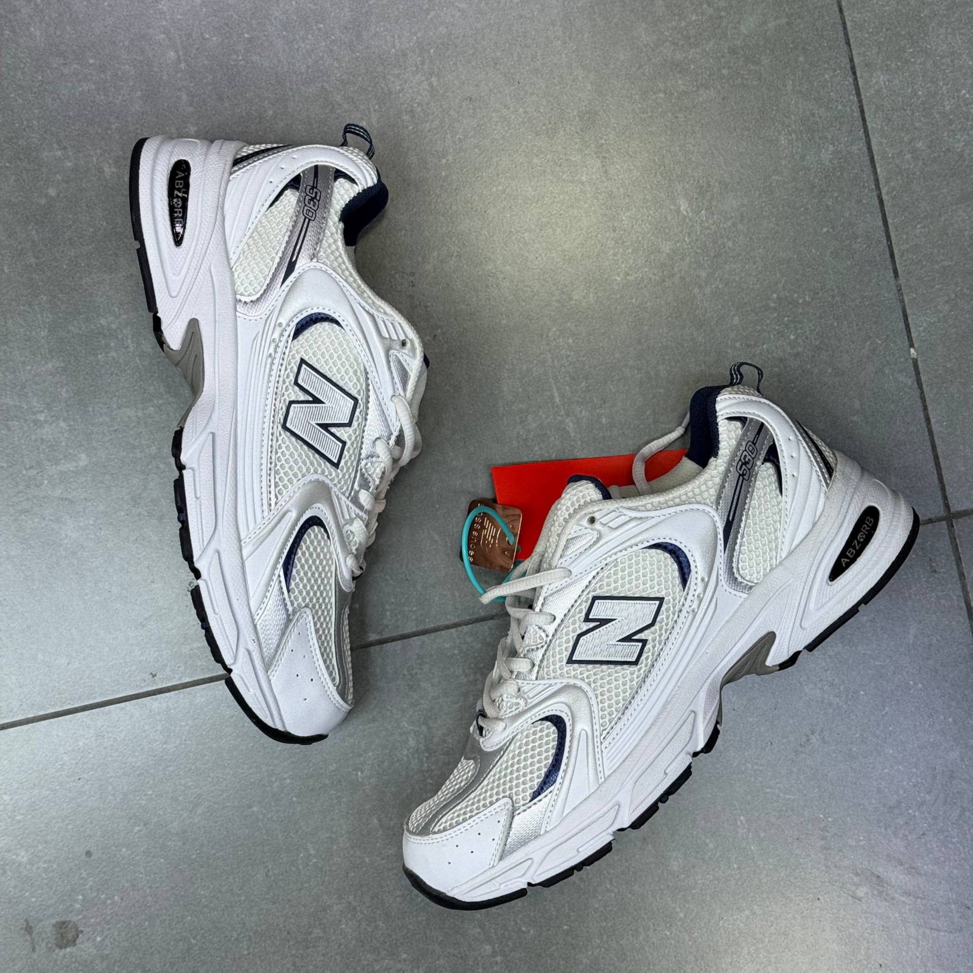 نیوبالانس0 new balance530 54