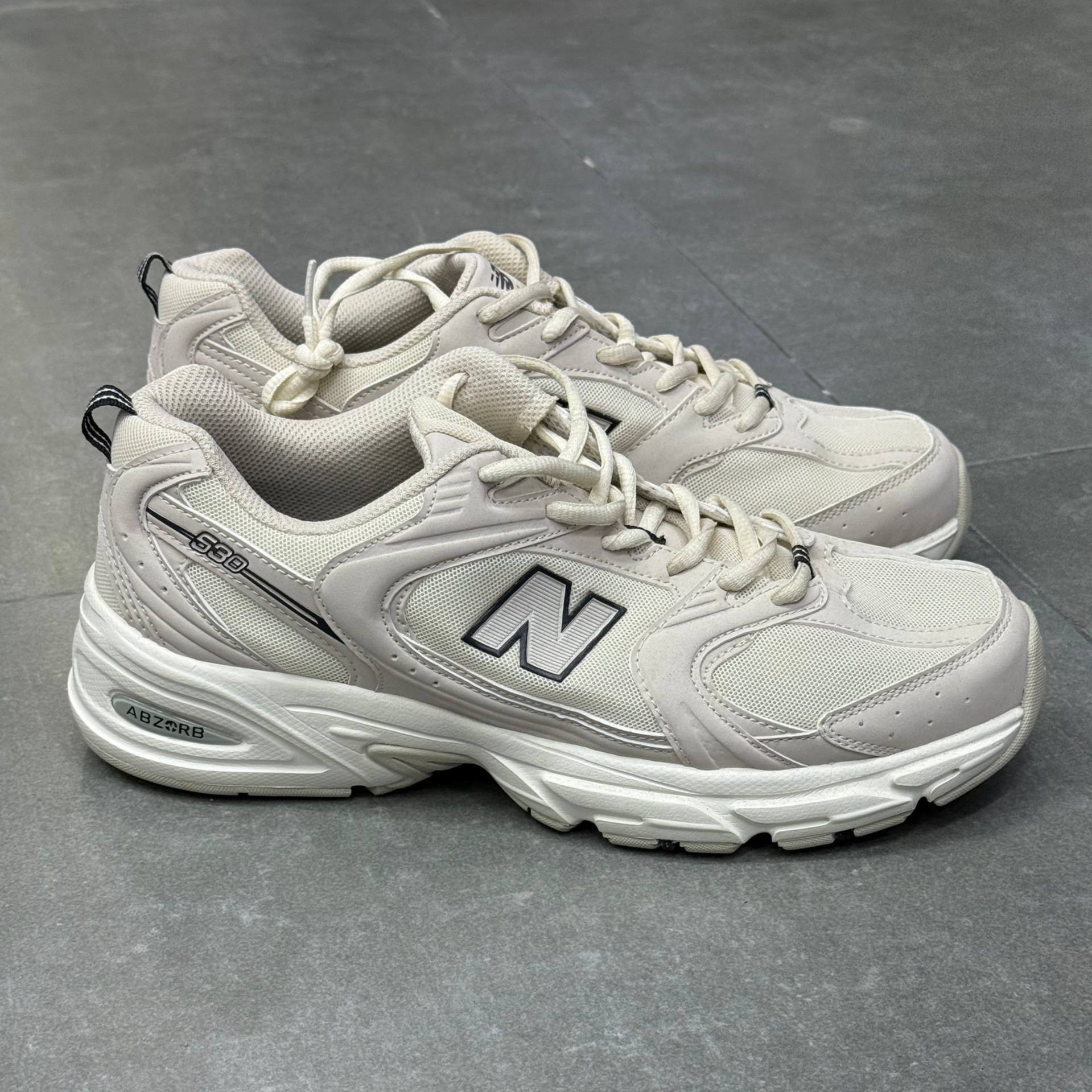 نیوبالانس0 new balance530 55