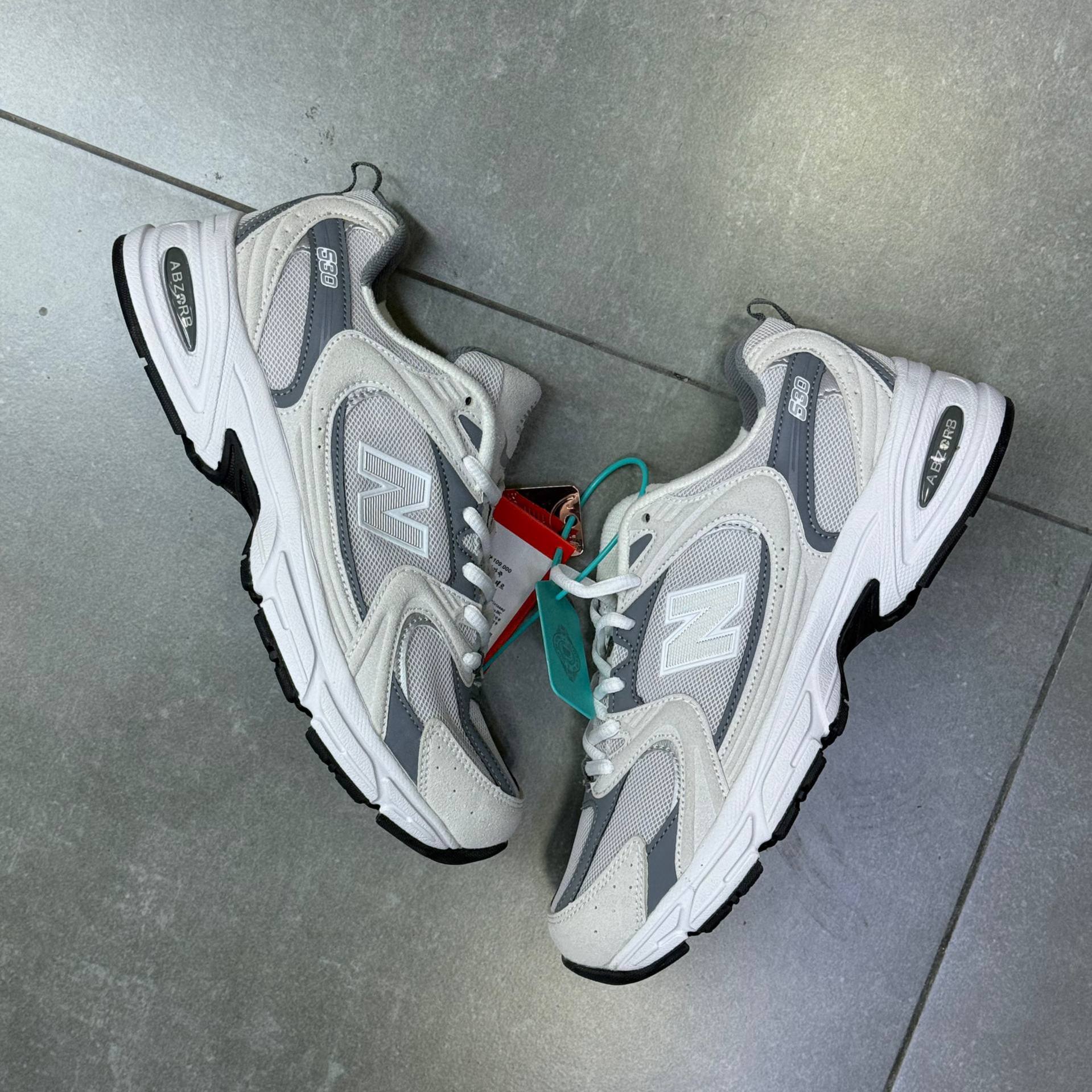 نیوبالانس0 new balance530 57
