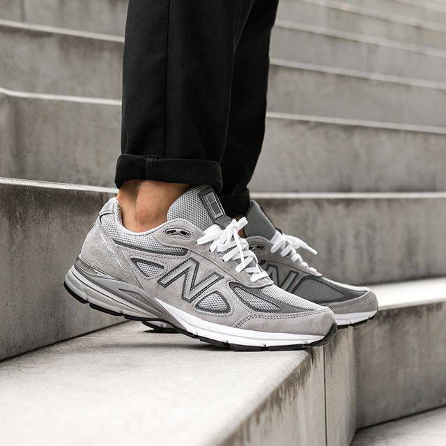 نیوبلانس 990 New Balance  ورژن 4 