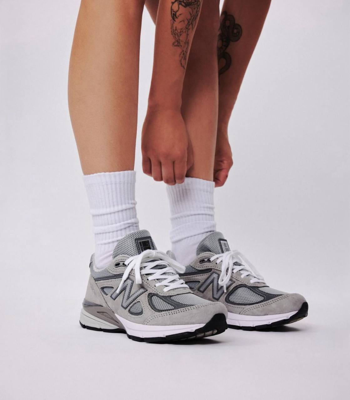 نیوبلانس 990 New Balance  ورژن 4 