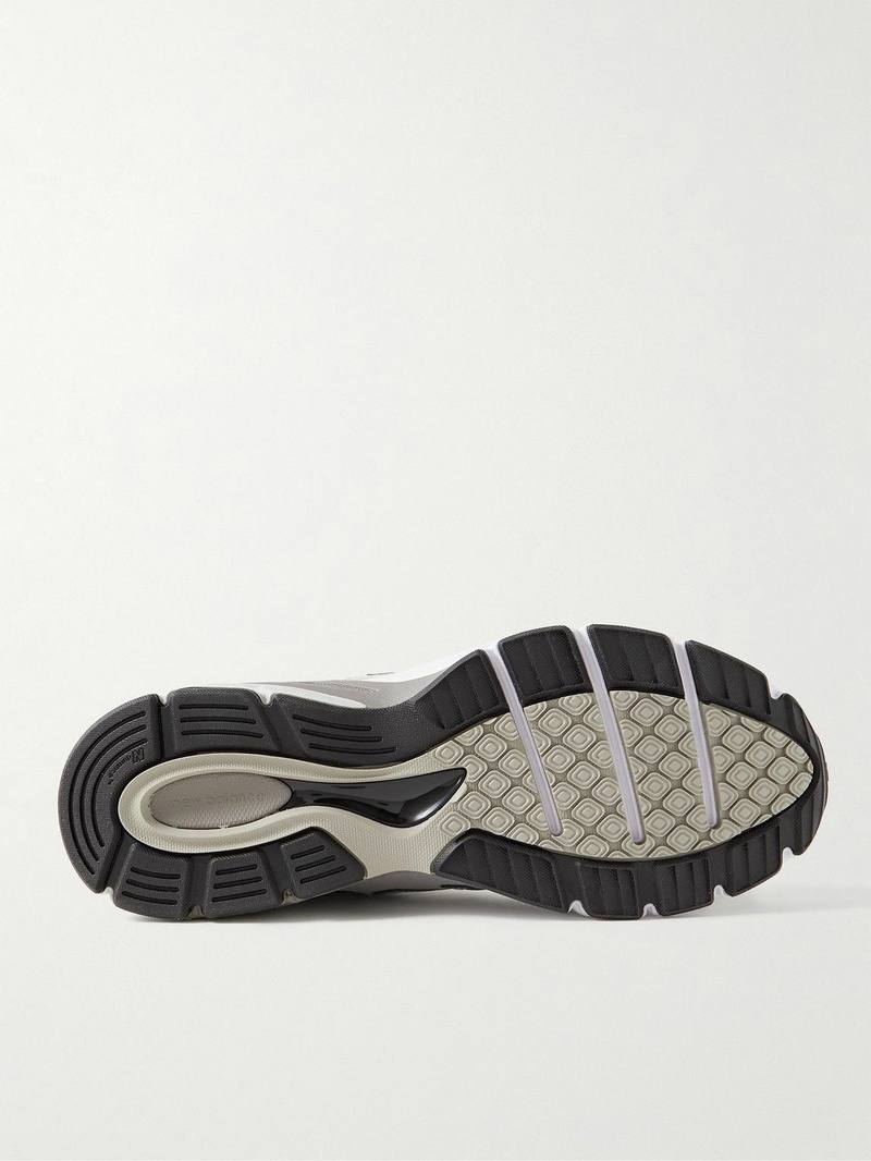 نیوبلانس 990 New Balance  ورژن 4 